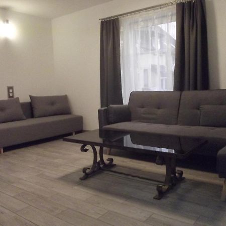Apartament Nad Kamienna 2 옐레니아구라 외부 사진