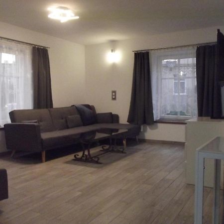Apartament Nad Kamienna 2 옐레니아구라 외부 사진