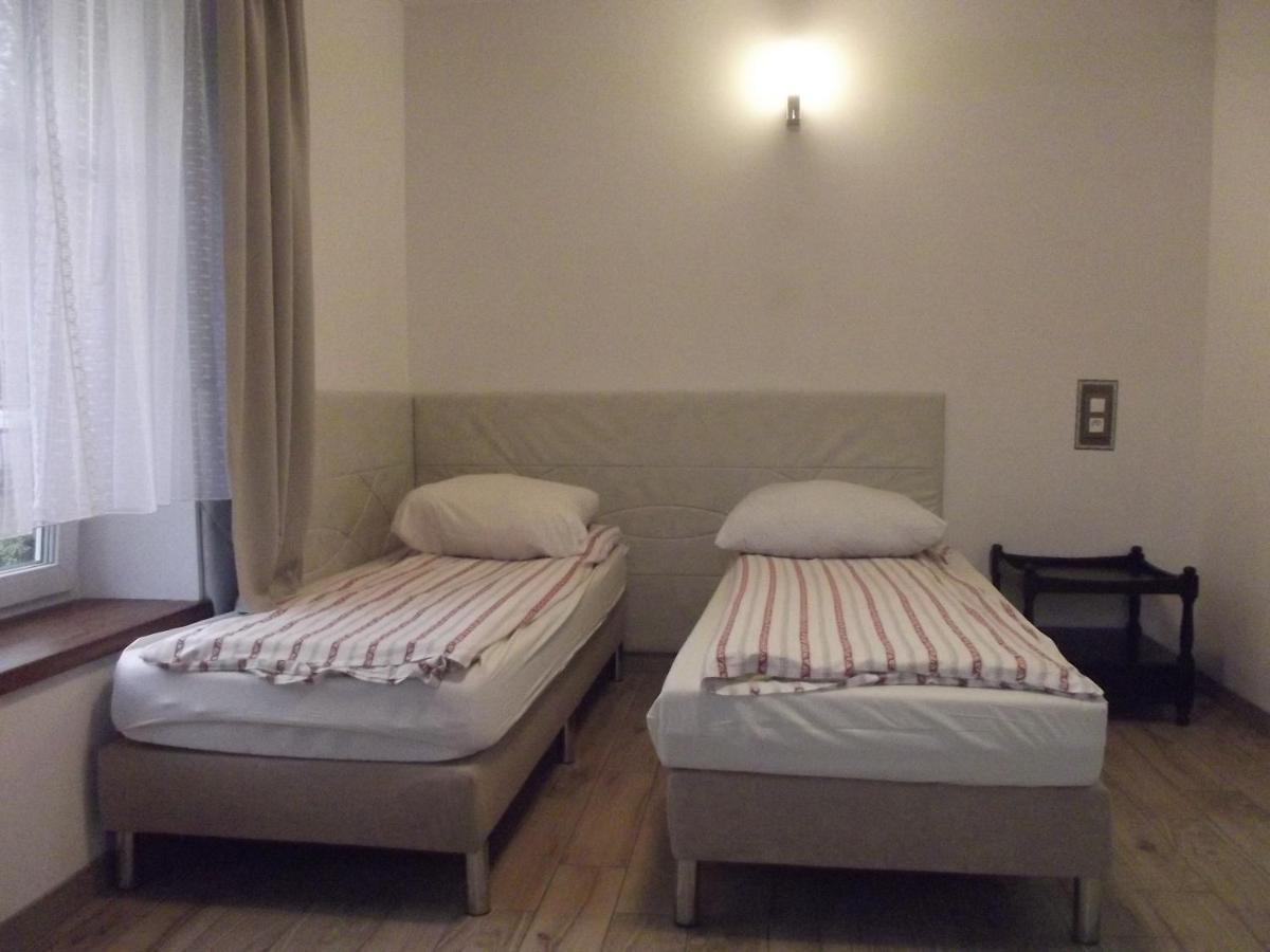 Apartament Nad Kamienna 2 옐레니아구라 외부 사진