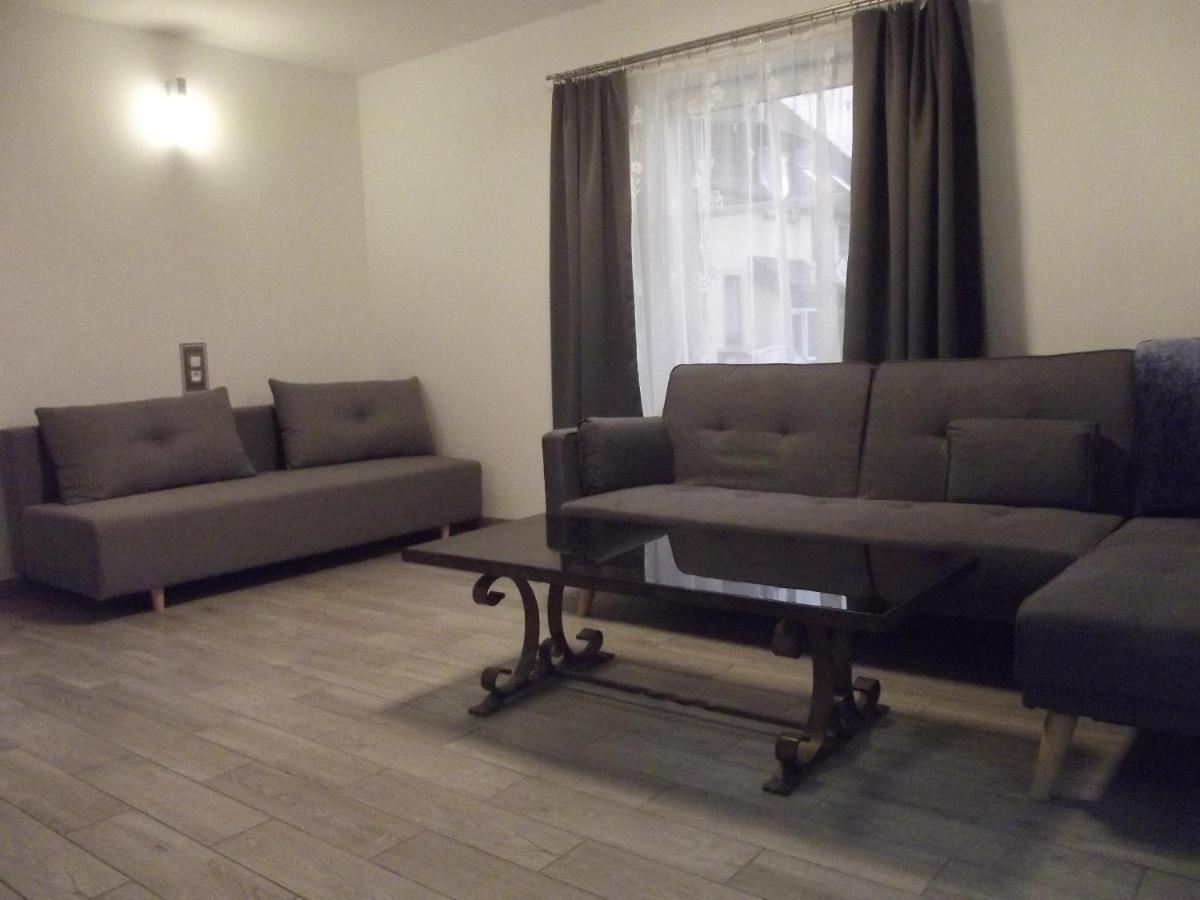 Apartament Nad Kamienna 2 옐레니아구라 외부 사진